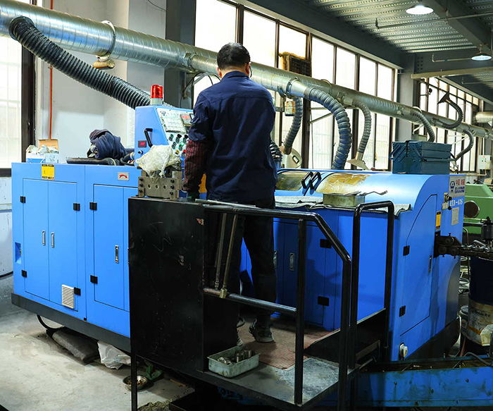 廠區(qū)設(shè)備