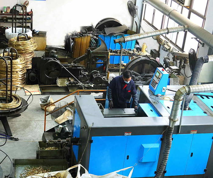 廠區(qū)設(shè)備